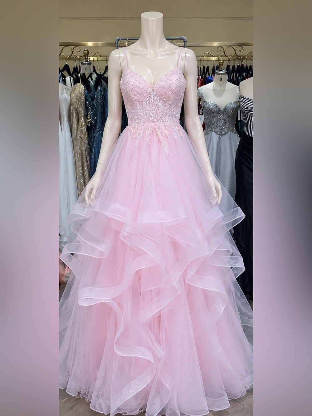 9/7 labor days Special⚡️ Pink Tulle Prom Dress NEW size 4